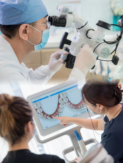 勁松口腔李雅彬院長當選中國非公醫療副主任，集團榮膺領先服務獎，引領口腔診療新標桿